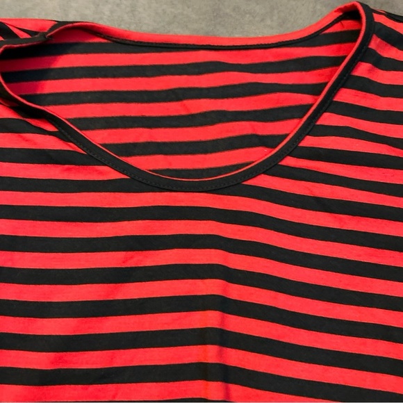 Scoopneck Ribbed Long-Sleeve T-Shirt In Stripe Size M Crop New Red & Black - Picture 4 of 6
